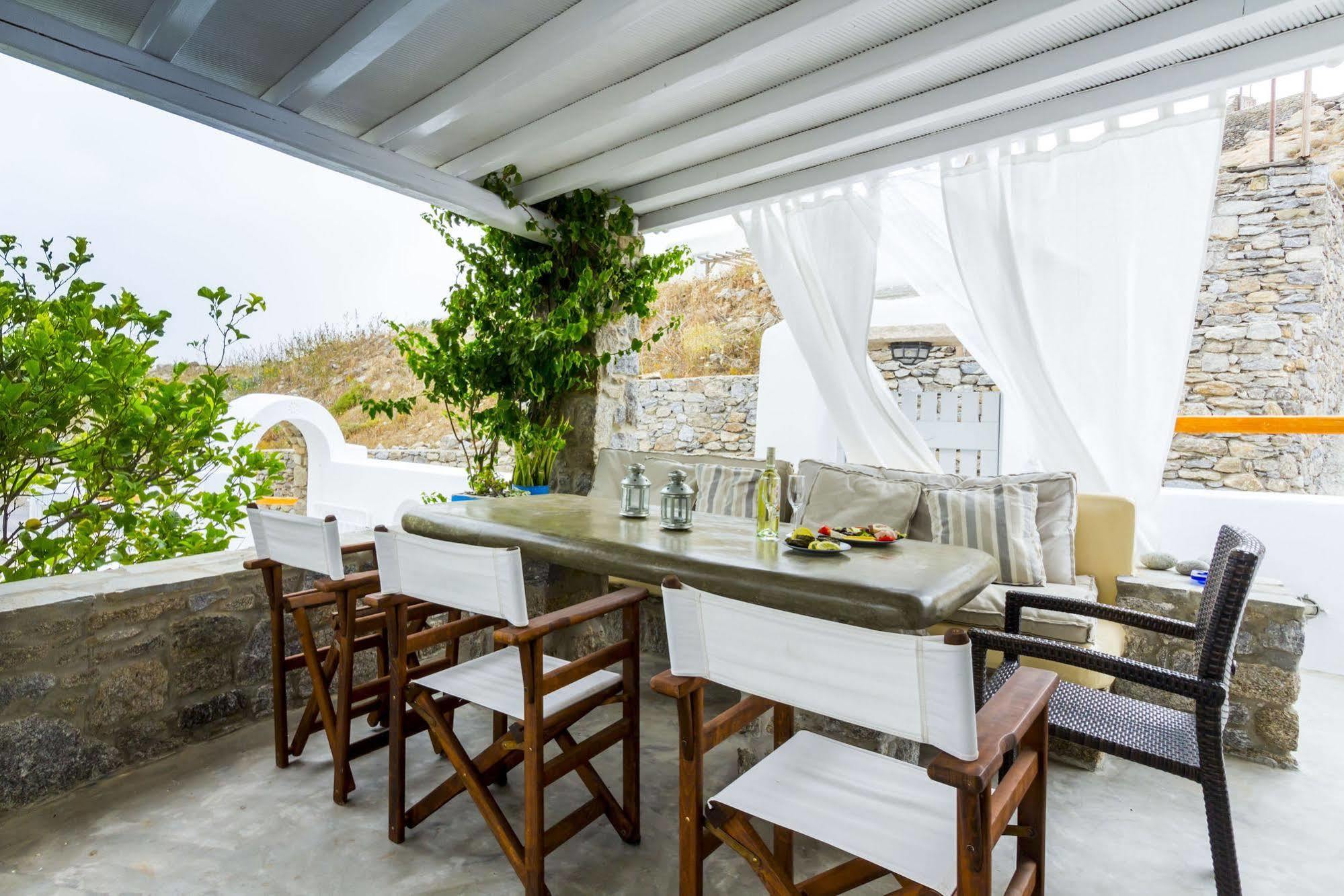 Lavish Suites Agios Ioannis Diakoftis Buitenkant foto